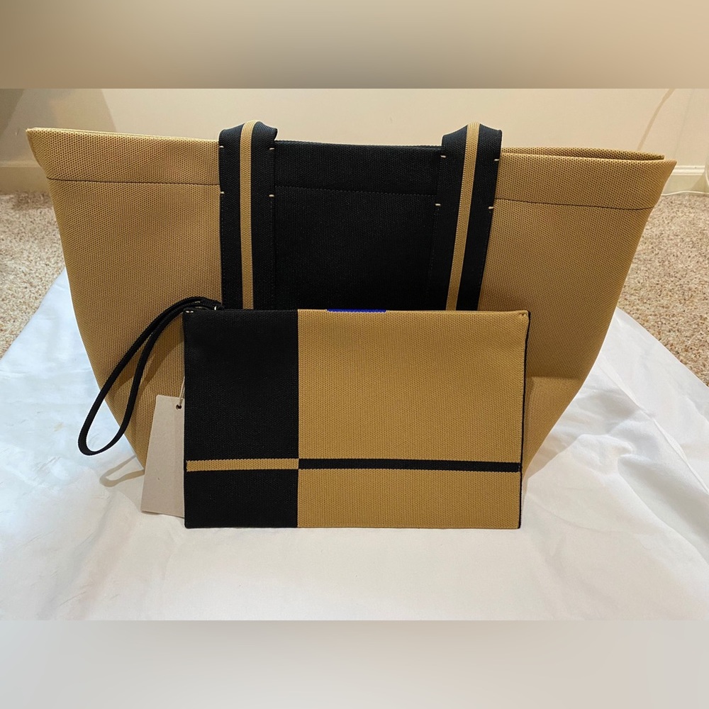 Rothy’s Essential Tote and Wristlet